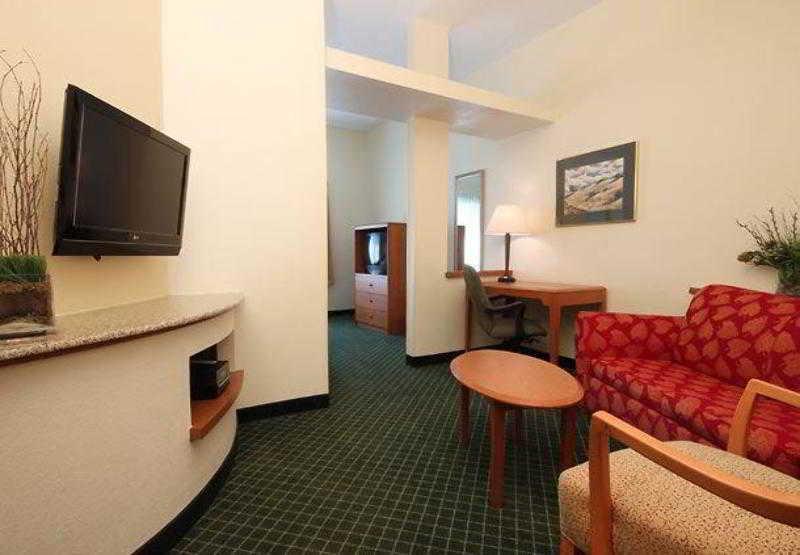 Fairfield Inn And Suites By Marriott Atlanta Suwanee Δωμάτιο φωτογραφία